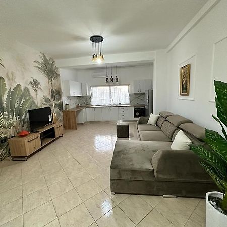 Victorias Apartment Tirane Экстерьер фото