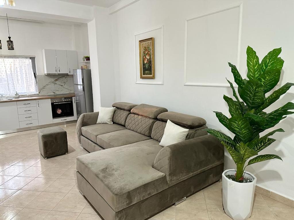 Victorias Apartment Tirane Экстерьер фото